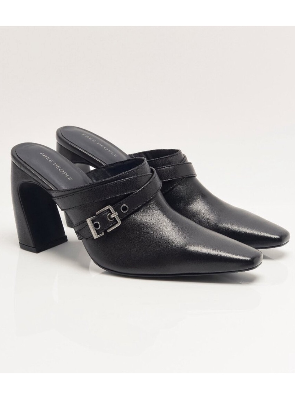 FREE PEOPLE DATE NIGHT BLACK LEATHER MULE SHOES SIZE 6 MSRP $158.00 BRAND NEW